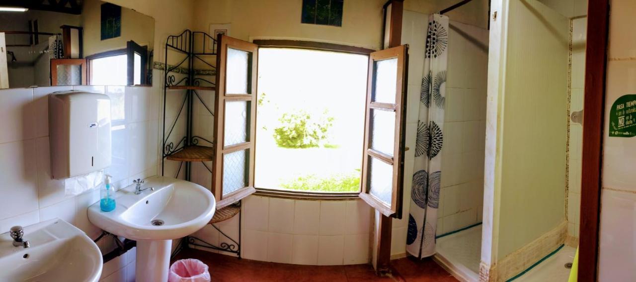 Surfhousegerra Hostel ซาน บีเซนเต เด ลา บาร์เกรา ภายนอก รูปภาพ